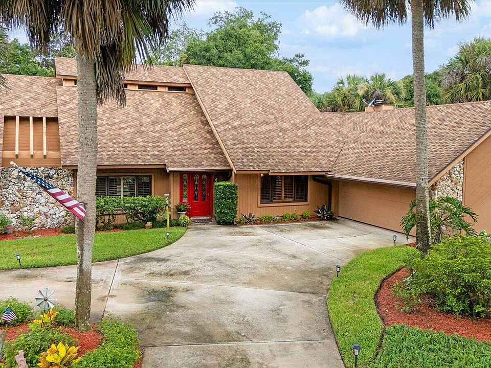 1st image of 204 River Bluff Dr