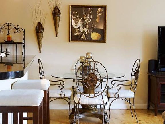 Dining area just off kit