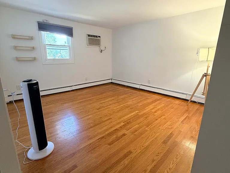 138 Central Ave #2 — Photo 3