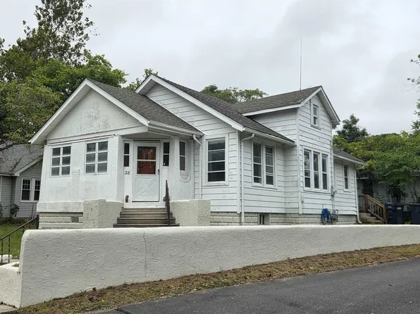28 Shady Ln, Absecon, NJ 08201