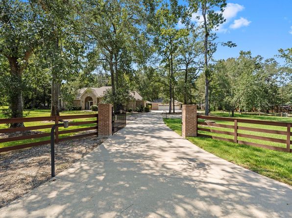 15456 Pin Oak Dr