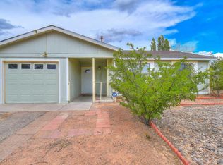 498 Apache Loop SW, Rio Rancho, NM 87124