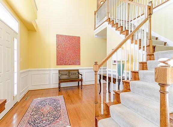 3rd image of 9100 Redmond Ct