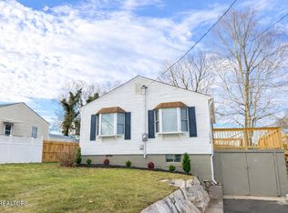 1119 Cherry St, Alcoa, TN 37701