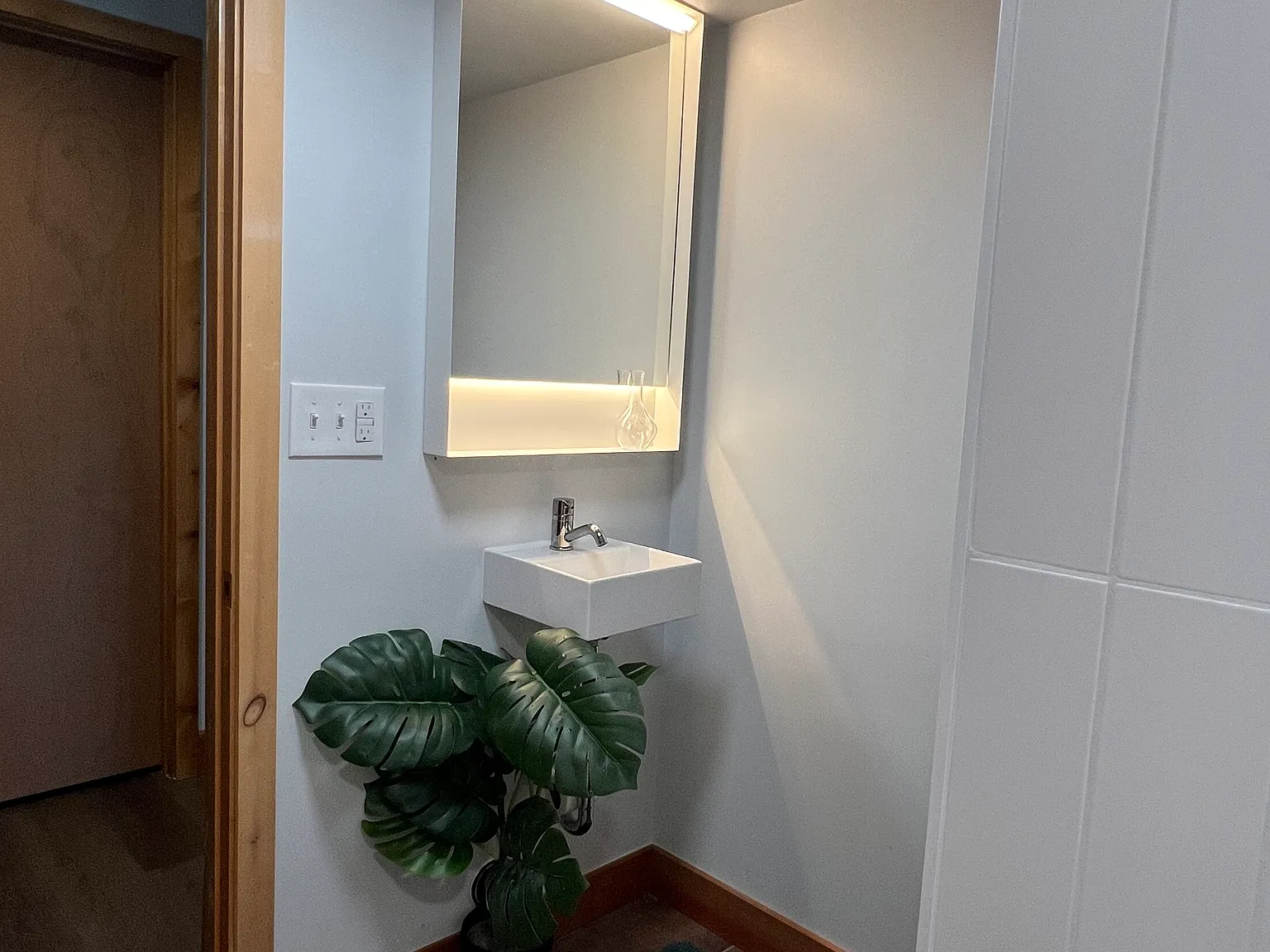 1 bed, 700 sqft, $1,850 — Photo 2