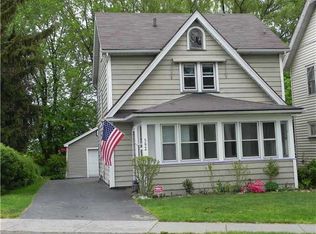 592 Merchants Rd, Rochester, NY 14609