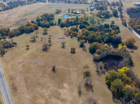 1 Fm 372, Gainesville, TX 76240