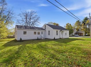 1 Pleasant St, Merrimack, NH 03054
