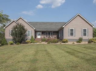 460 Almond Dr, Luray, VA 22835