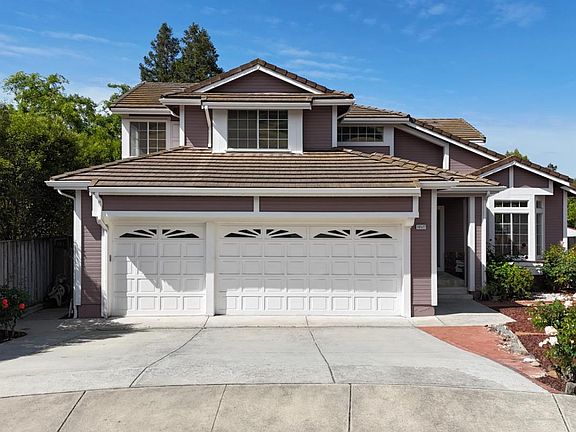 3rd image of 16527 Mira Flores Ct