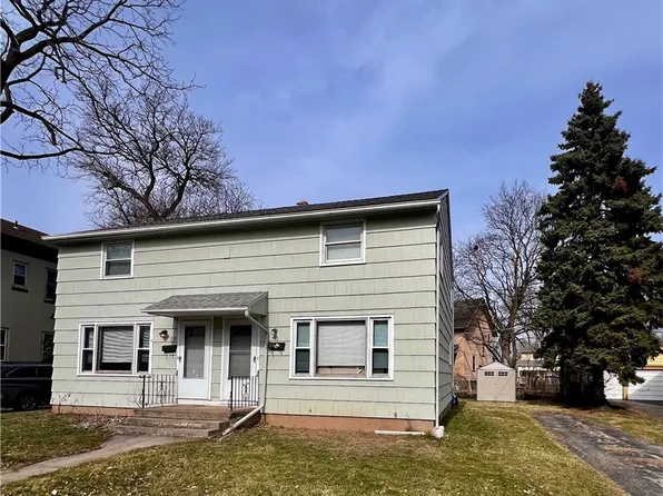 738-740 Blossom Rd, Rochester, NY 14610