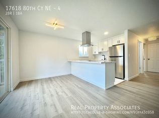 17618 80th Ct NE APT 4, Kenmore, WA 98028