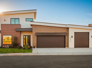 3222 S Jacob Hamblin Cir, St George, UT 84790