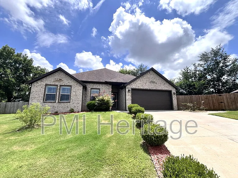 4901 SW Energy Ave — Photo 2