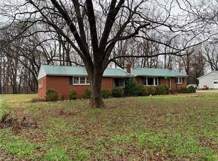 1226 Brown St, Lexington, NC 27292