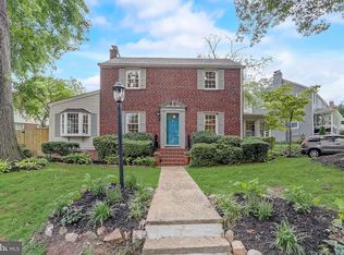 6165 11th Rd N, Arlington, VA 22205