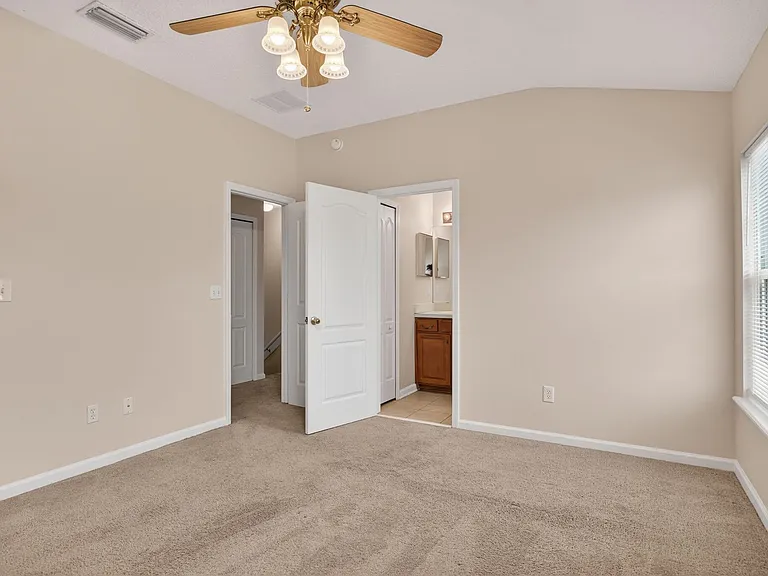12296 Coconut Grove Ct — Photo 16