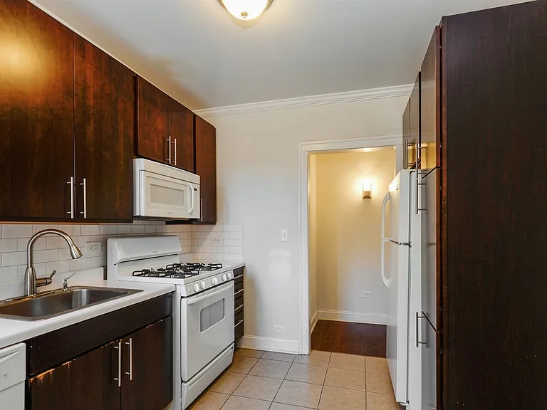 5454 N Campbell Ave #3 — Photo 14