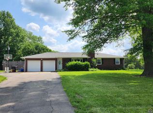 3346 NE Happy Hollow Rd, Topeka, KS 66617