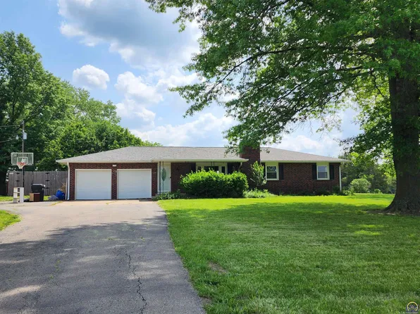 3346 NE Happy Hollow Rd, Topeka, KS 66617