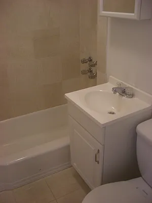 Rented by Metro Realty NY Inc | media 11