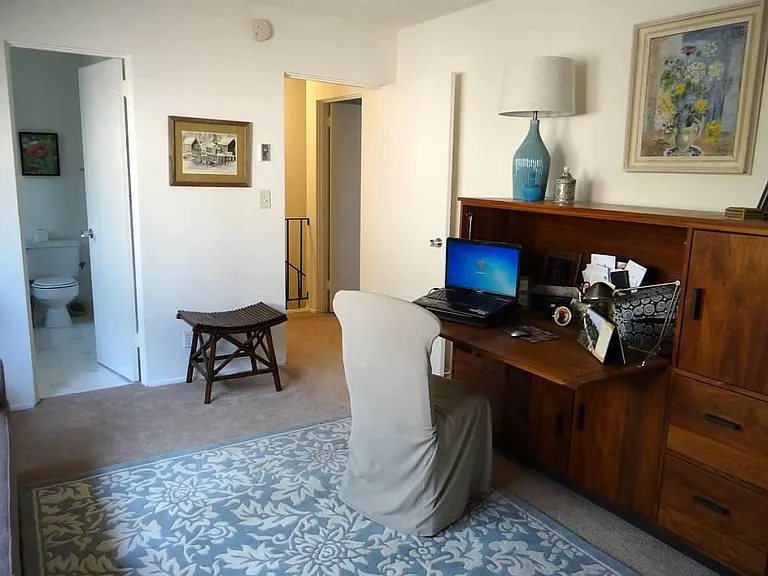 Second bedroom