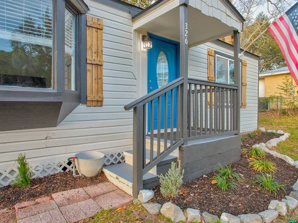 326 Washington Ave, Valparaiso, FL 32580