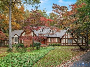 3020 Mount Hill Dr, Midlothian, VA 23113