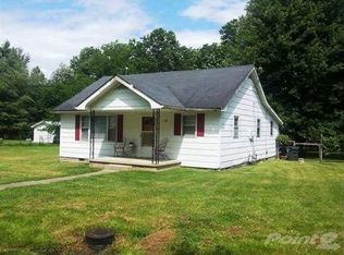 120 N Sipple St, Stanton, KY 40380