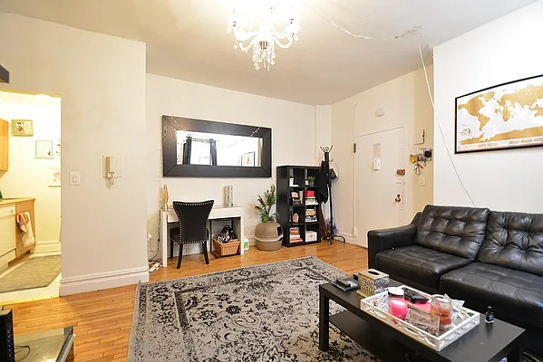 Rented by Keller Williams NYC | media 22