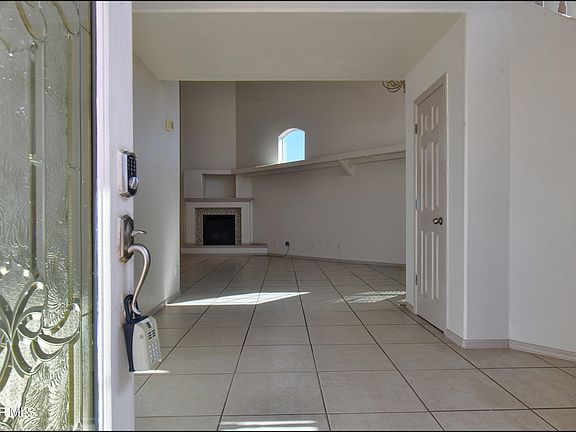 5th image of 3832 Tierra Tania Pl