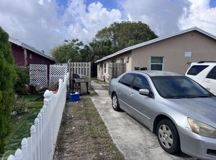 633 W 9th Street #B, Riviera Beach, FL 33404