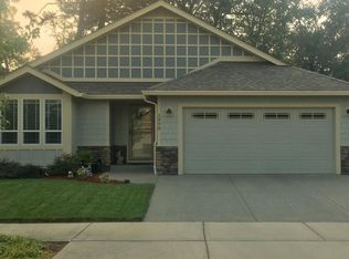 134 NW Native Run Loop, Grants Pass, OR 97526