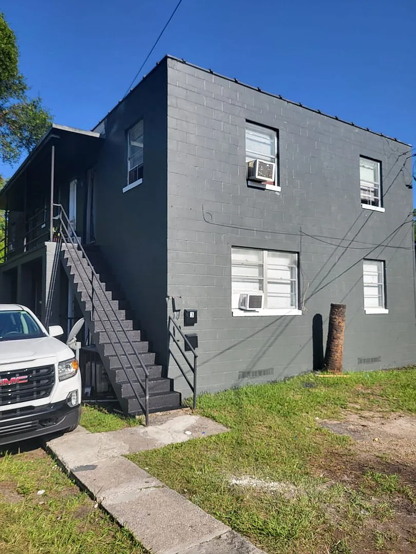 1364 Harrison St. — Photo 1