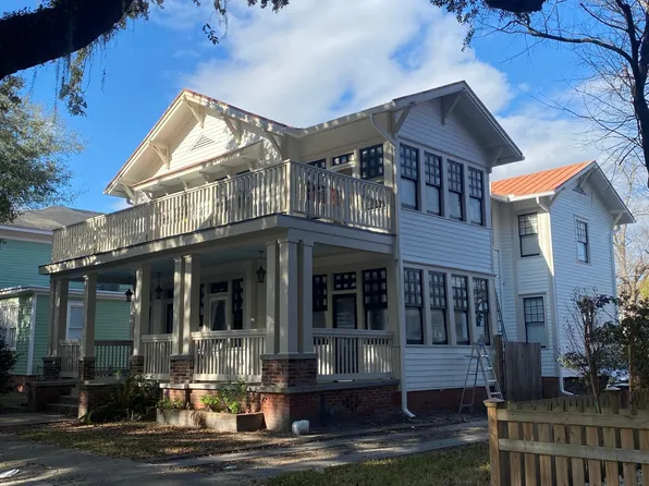 526 E 37th St, Savannah, GA 31401