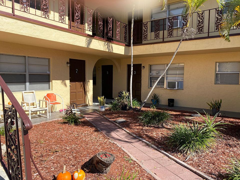 1st image of 1905 Winkler Ave APT 5