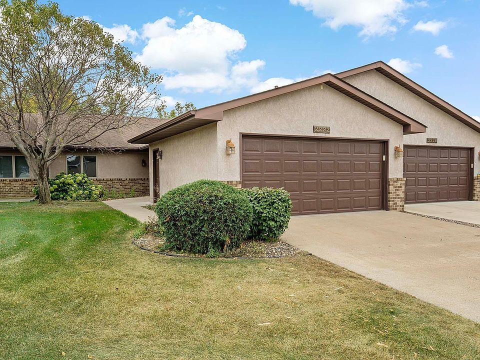 1st image of 2232 Vierling Dr E