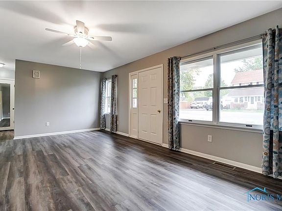 5th image of 414 W Culbertson St