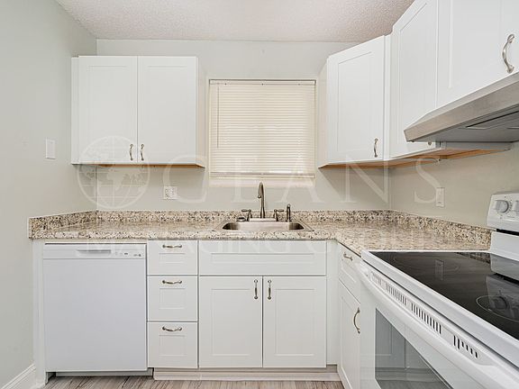 5th image of 2711 N Halifax Ave APT 291
