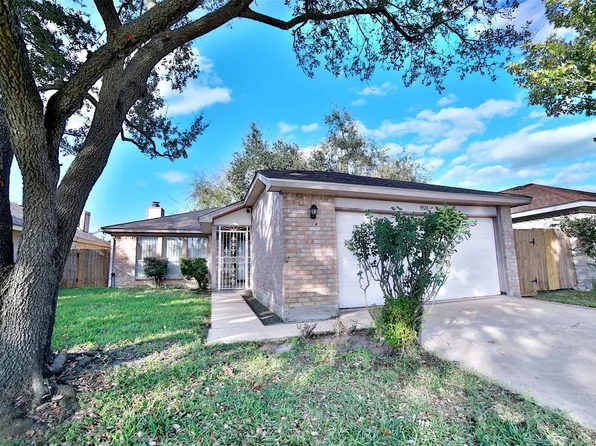 9526 Langdon Ln, Houston, TX 77036