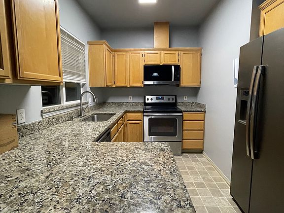 4th image of 2512 62nd St SE #A