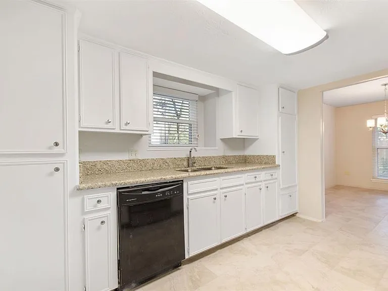 108 N Deerfoot Cir — Photo 27