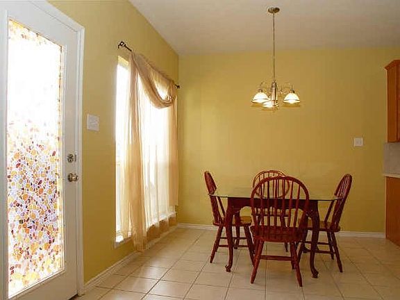 5th image of 9732 Colonywood Dr