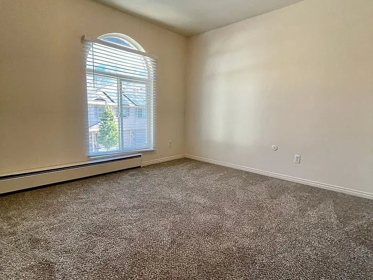 1554 Monroe Blvd #D3 — Photo 36