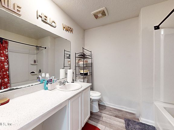 4th image of 8108 WINDMILL Way