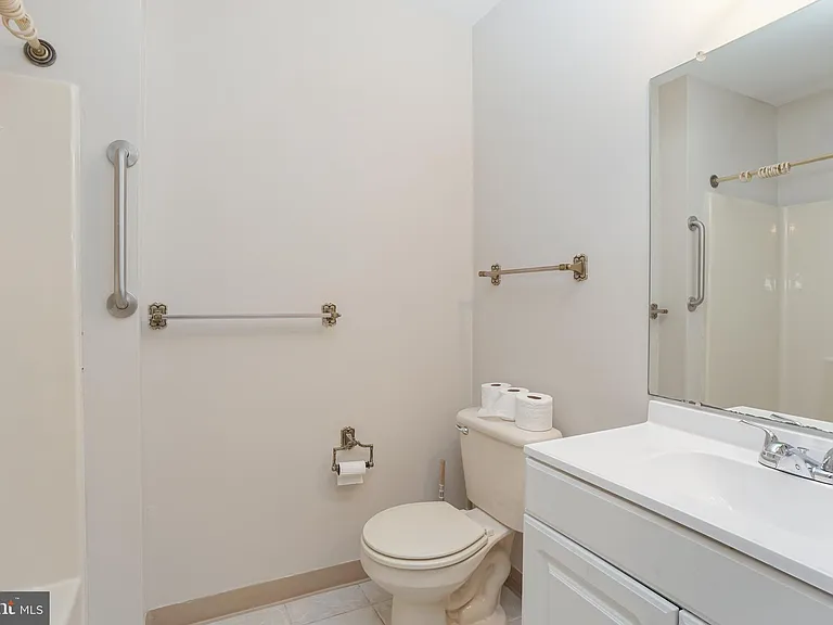 31 W Oleander Dr — Photo 13