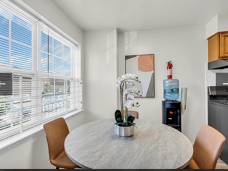 609 Green Hollow Dr #2305 — Photo 11