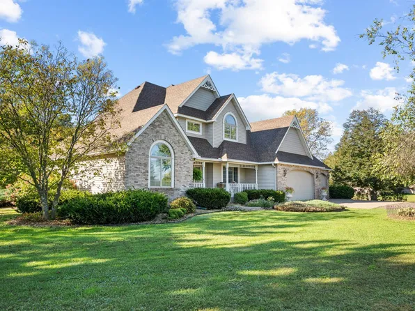 406 7th St NW, Hinckley, MN 55037