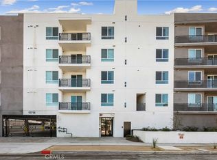 11714 Archwood St #205, North Hollywood, CA 91606
