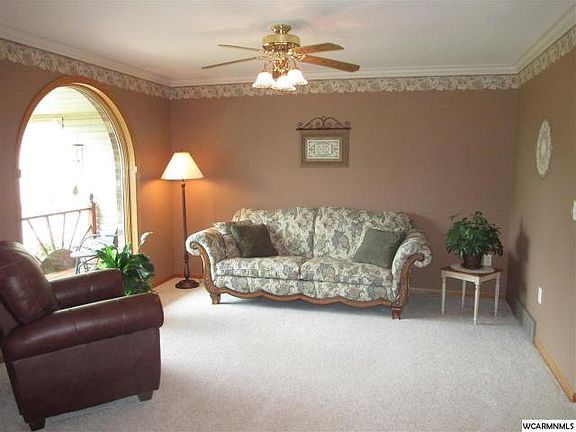 3rd image of 210 Northwood Dr